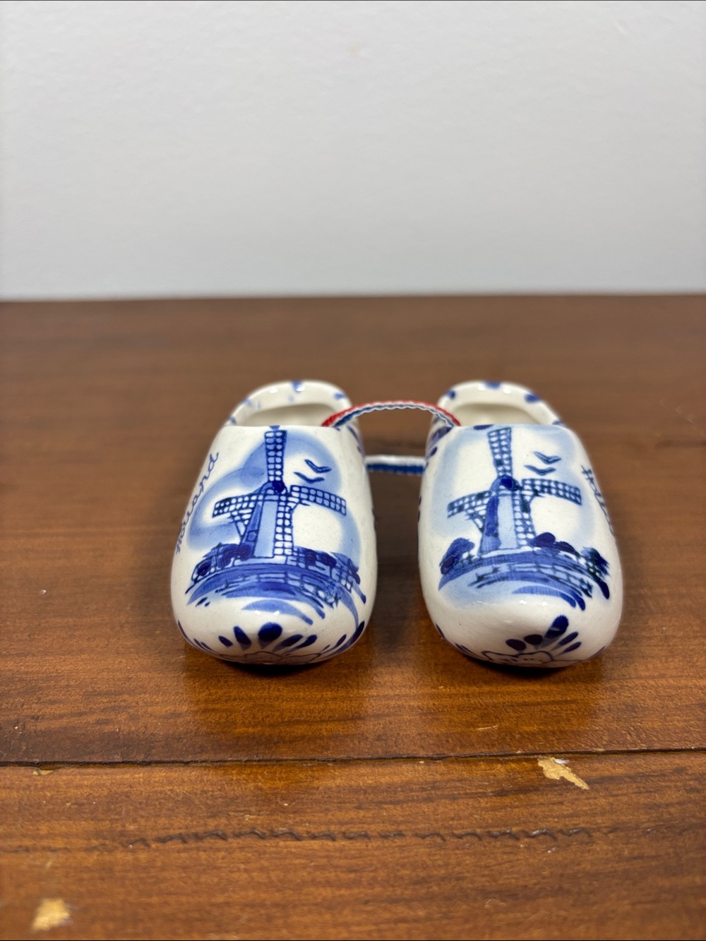 Delftblue Ceramic Souvenir Set Clog Shoe Holland Bonaire Dutch Home Decor Travel - Picture 2 of 13